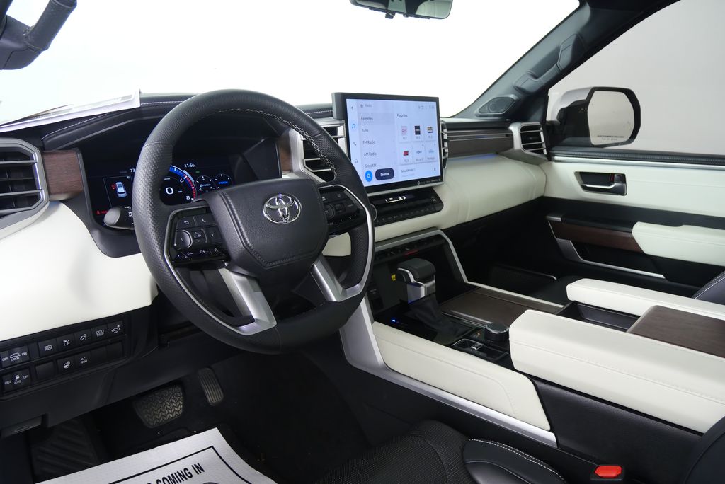 Thumbnail: 2023 Toyota Sequoia - 14