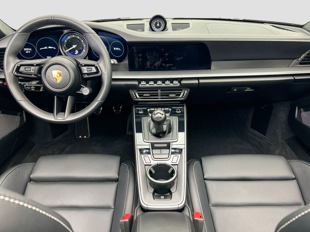 Thumbnail: 2021 Porsche 911 - 16