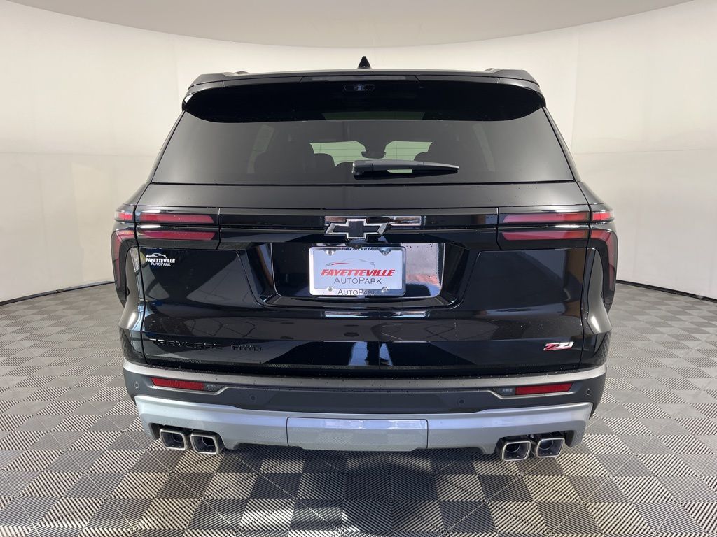 Thumbnail: 2026 Chevrolet Traverse - 4