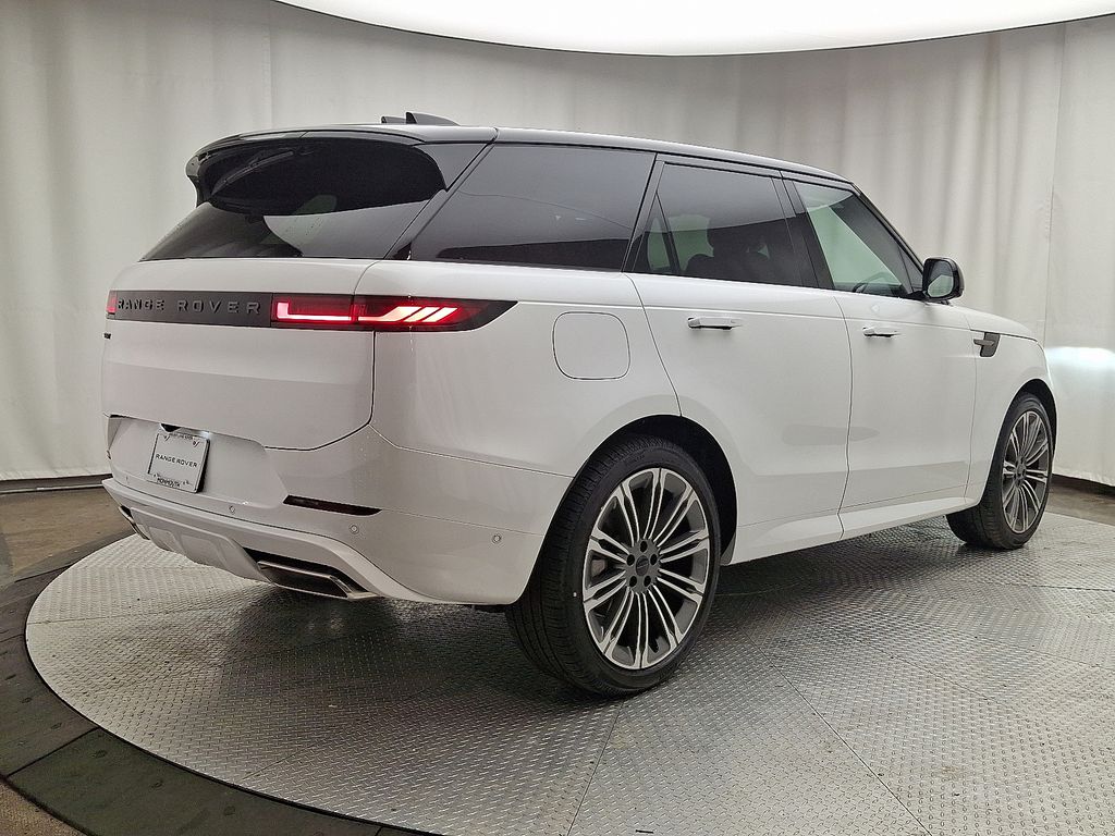 Thumbnail: 2026 Land Rover Range Rover Sport - 3
