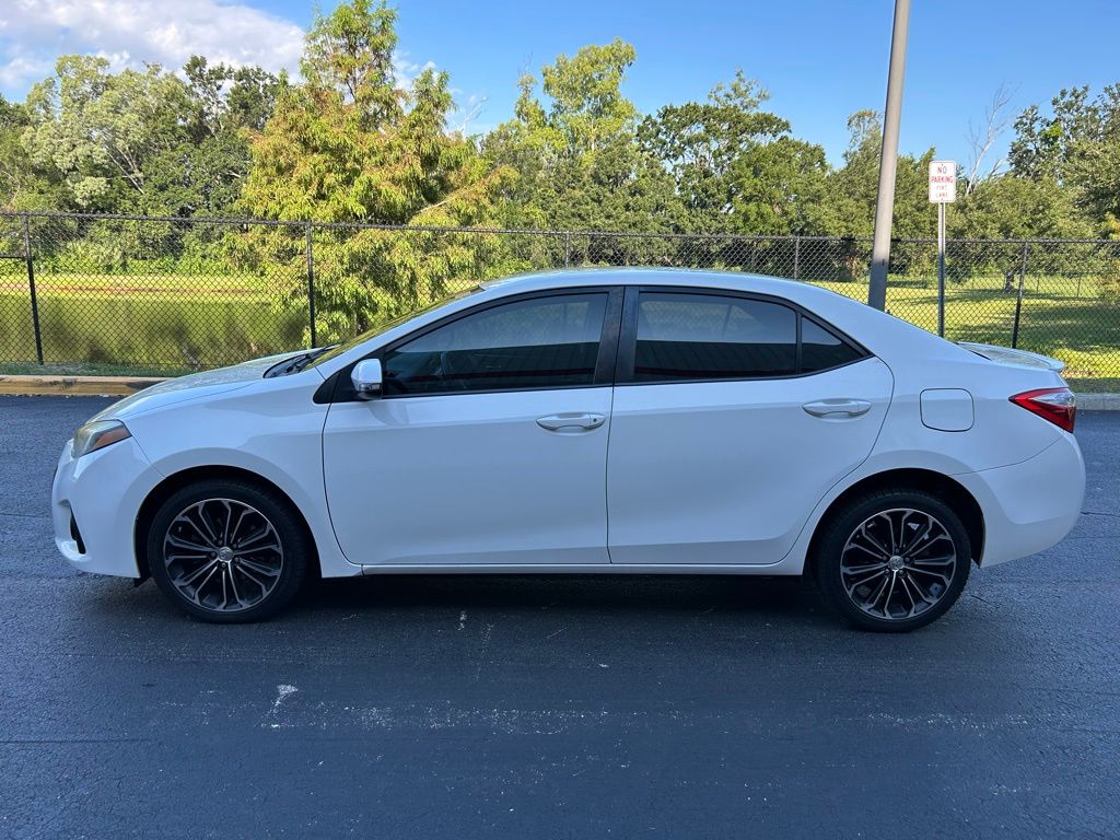 Thumbnail: 2014 Toyota Corolla - 2