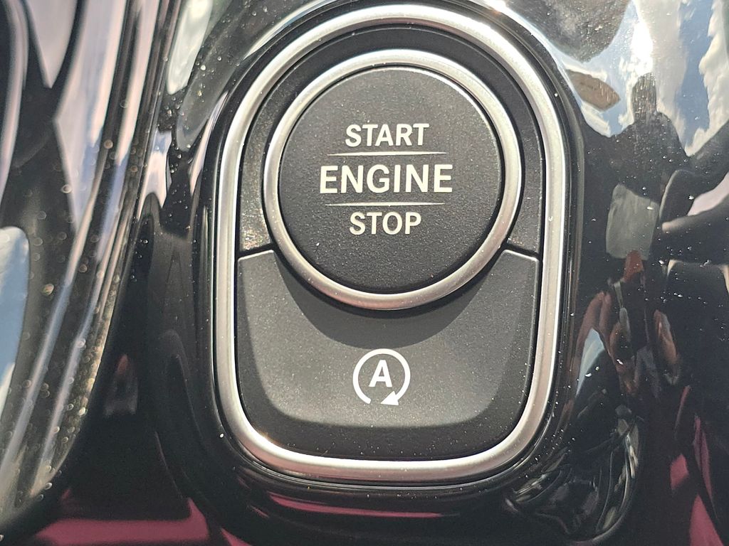 New 2026 Black Mercedes-Benz GLA 250 image 37