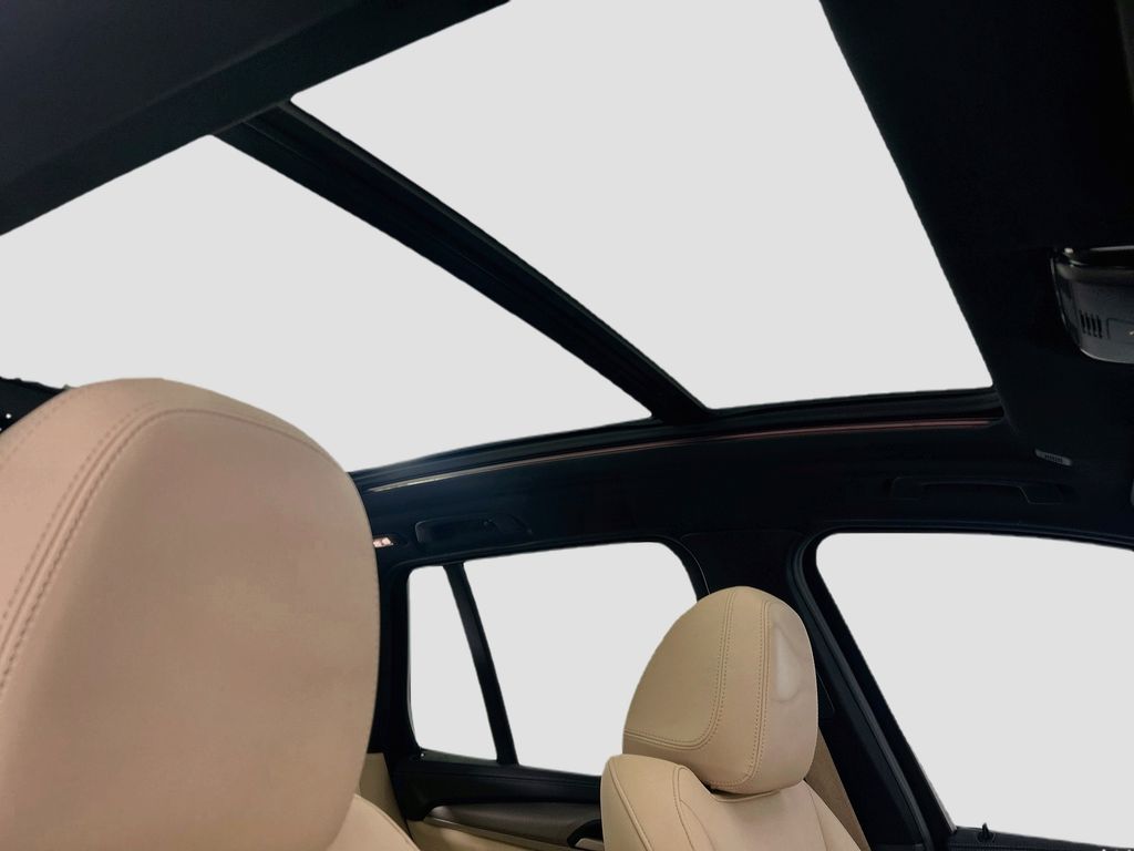 Thumbnail: 2020 BMW X3 - 17