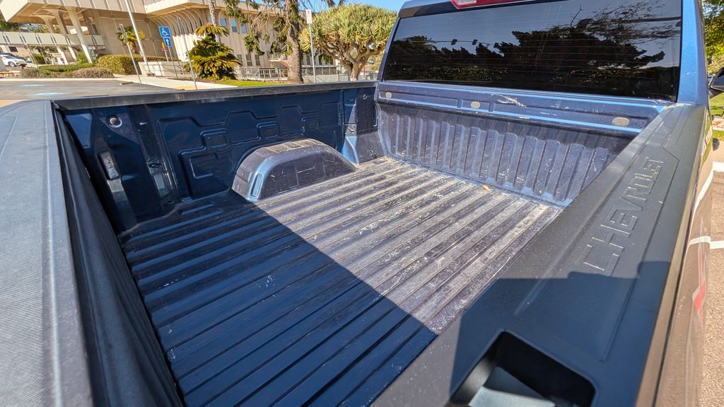 Used 2023 Chevrolet Silverado 1500 LT 4D Crew Cab