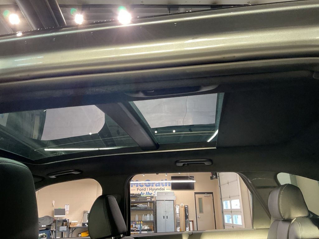 New 2026 Gray Kia SX Prestige image 7