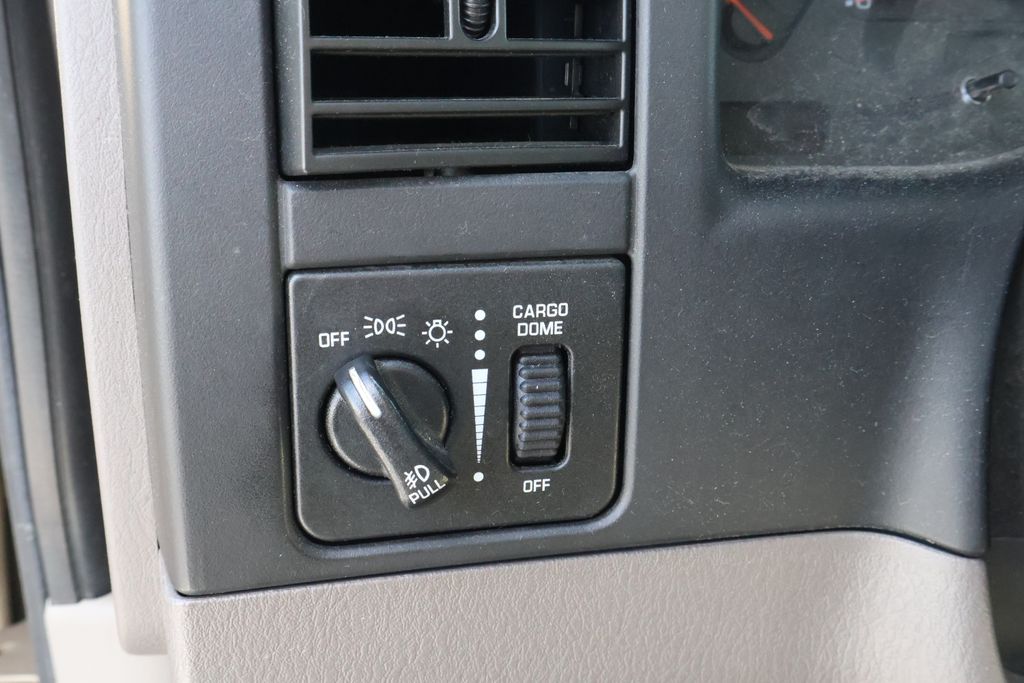 Thumbnail: 2002 Dodge Dakota - 17