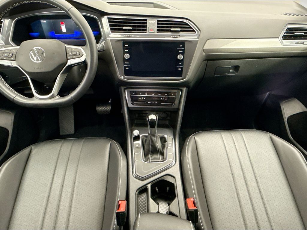 Thumbnail: 2023 Volkswagen Tiguan - 13