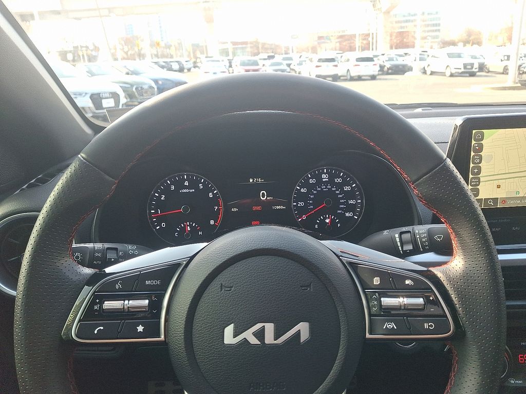 Thumbnail: 2024 Kia Forte - 20