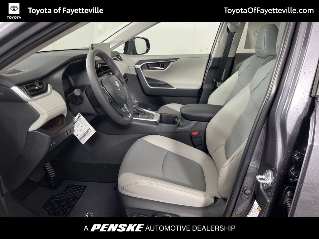 Thumbnail: 2025 Toyota RAV4 - 24