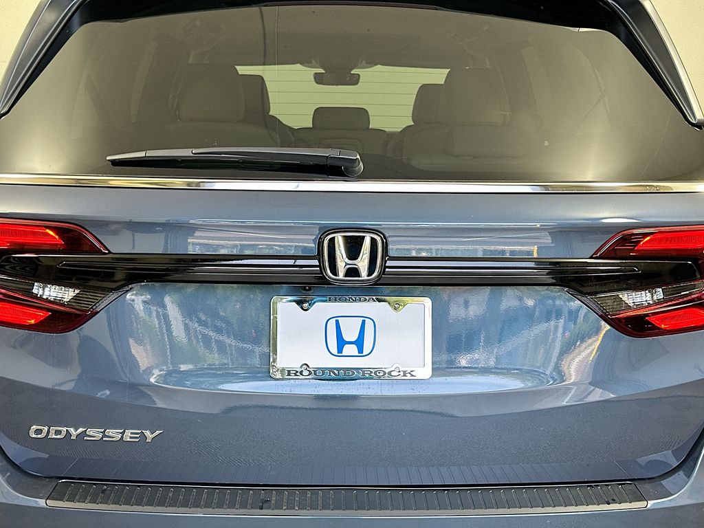 Thumbnail: 2026 Honda Odyssey - 21