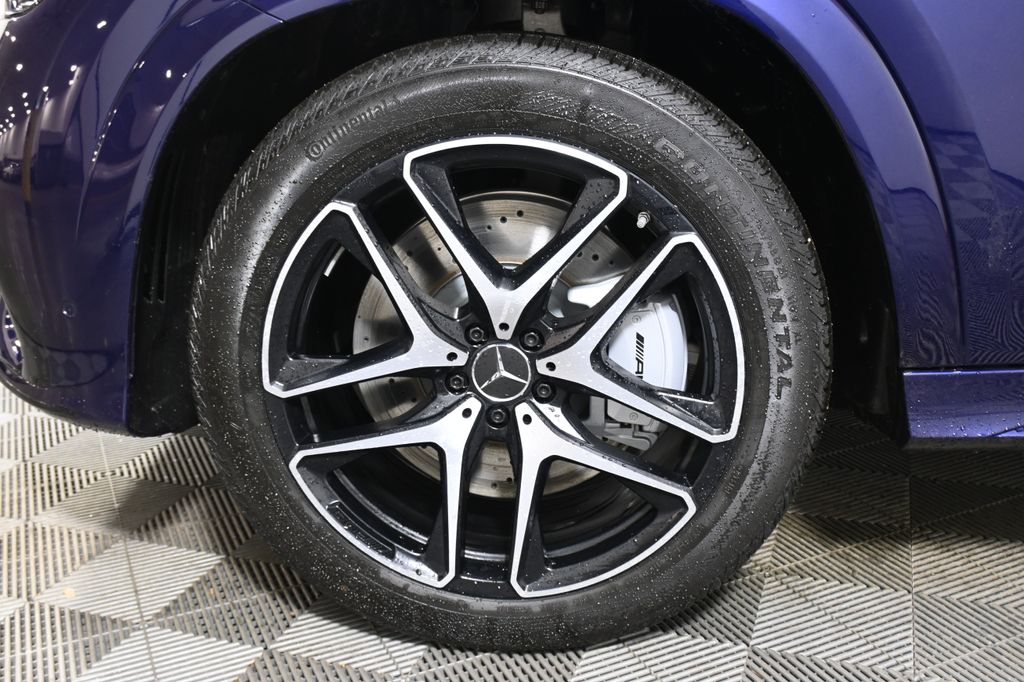 Thumbnail: 2026 Mercedes-Benz GLE - 12