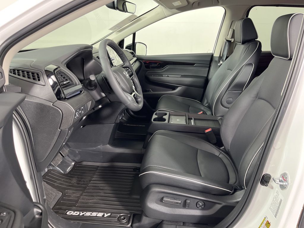 Thumbnail: 2026 Honda Odyssey - 28