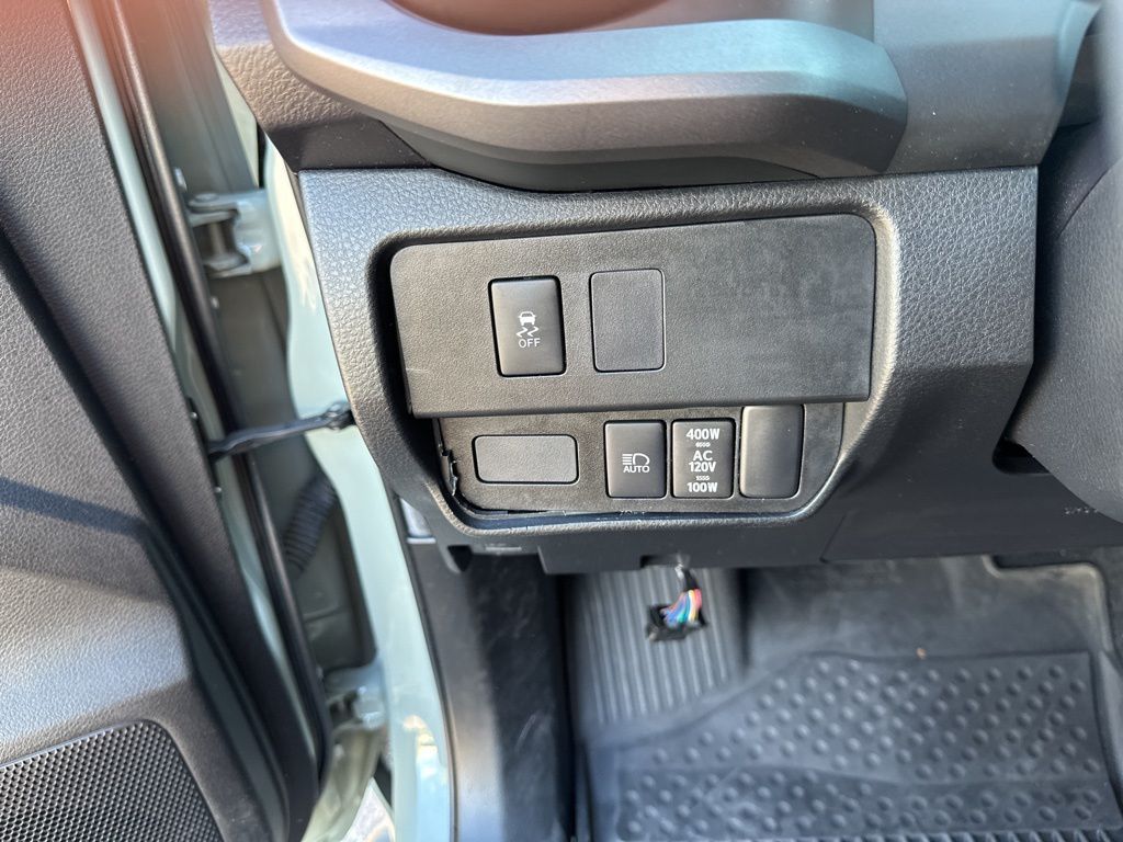 Used Car 2022 Toyota Tacoma  Trd Sport For Sale Under $35,000 In Austin, Texas