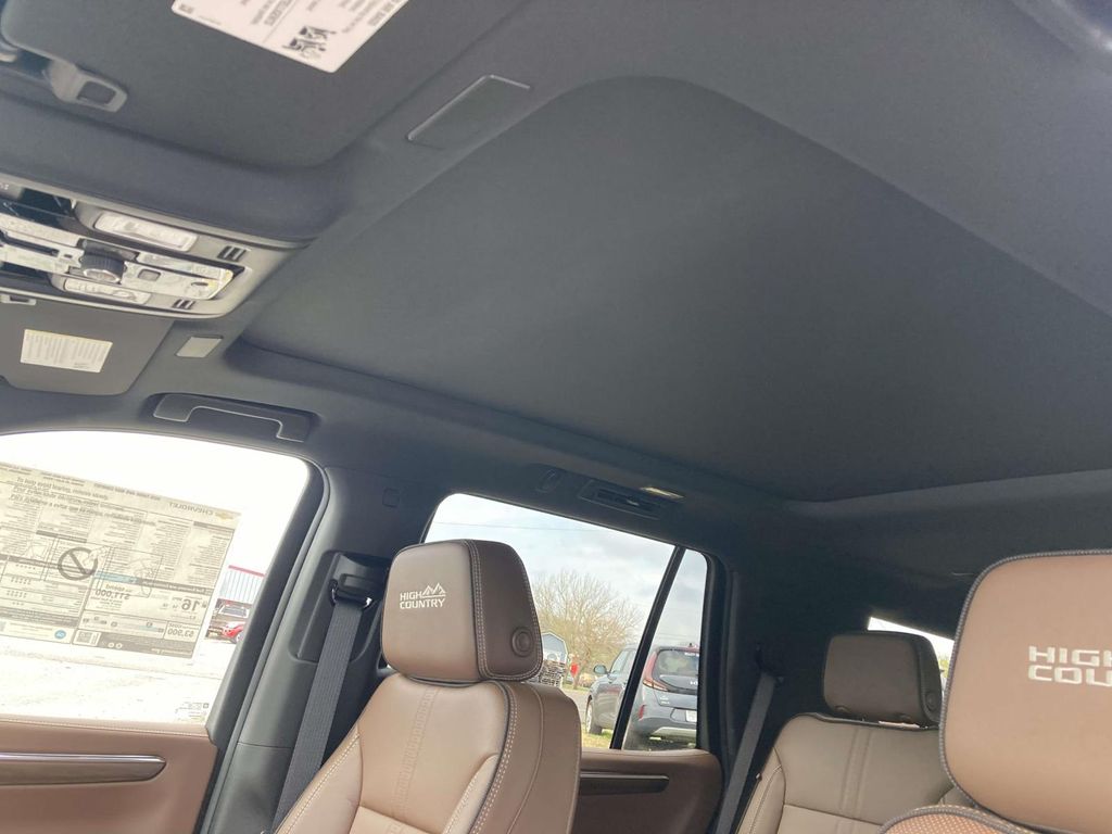 New 2026 White Chevrolet High Country image 18