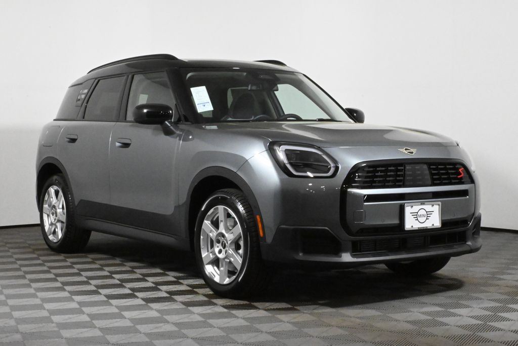 2025 MINI Cooper Countryman Base 9