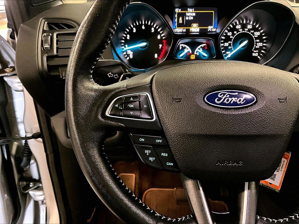 2018 Ford Escape — photo 24