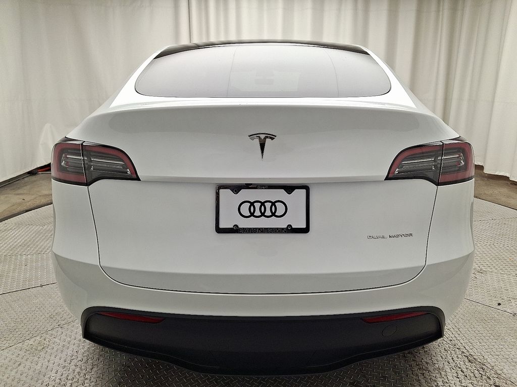 Thumbnail: 2023 Tesla Model Y - 5