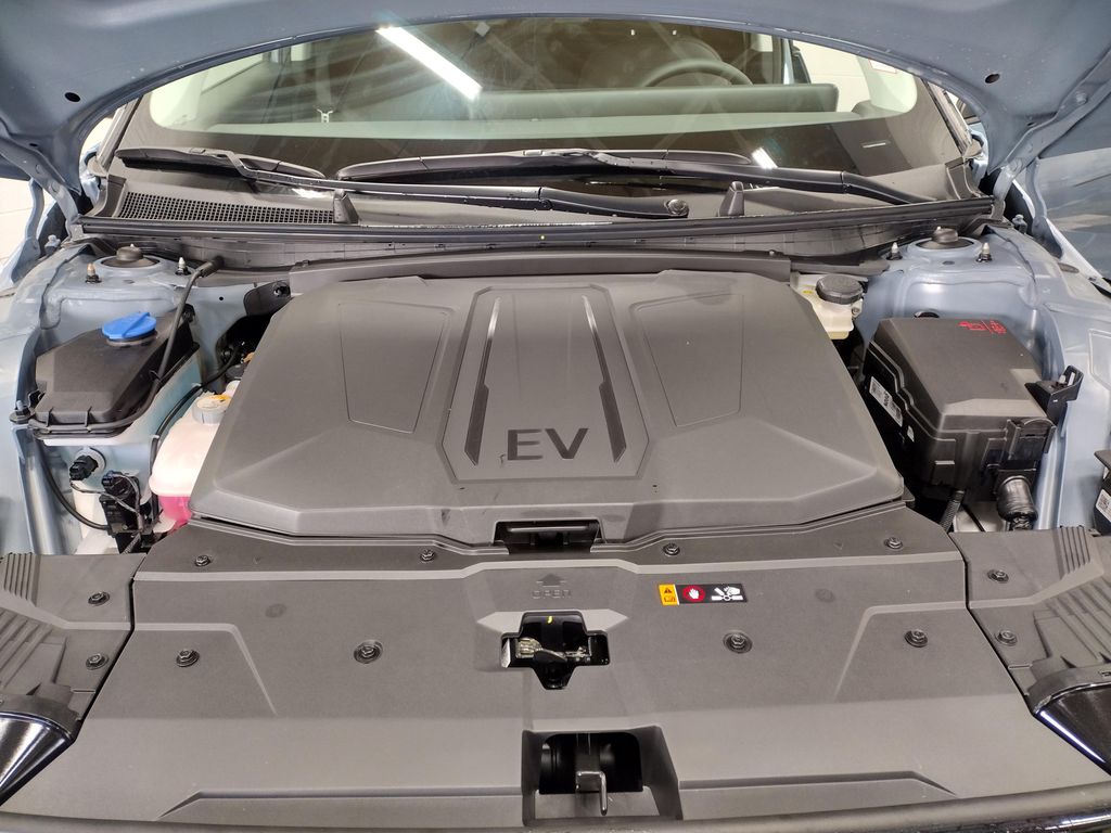 2025 Hyundai IONIQ 5 SEL
