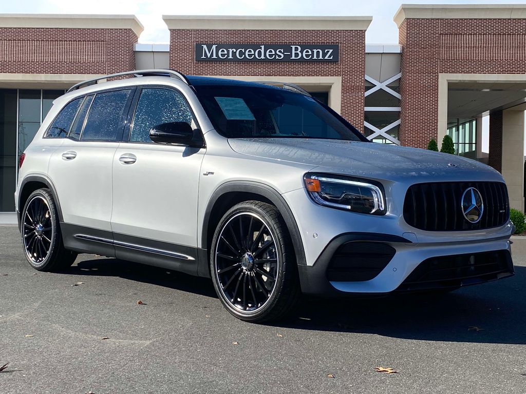 2023 Mercedes-Benz GLB 35 AMG 3