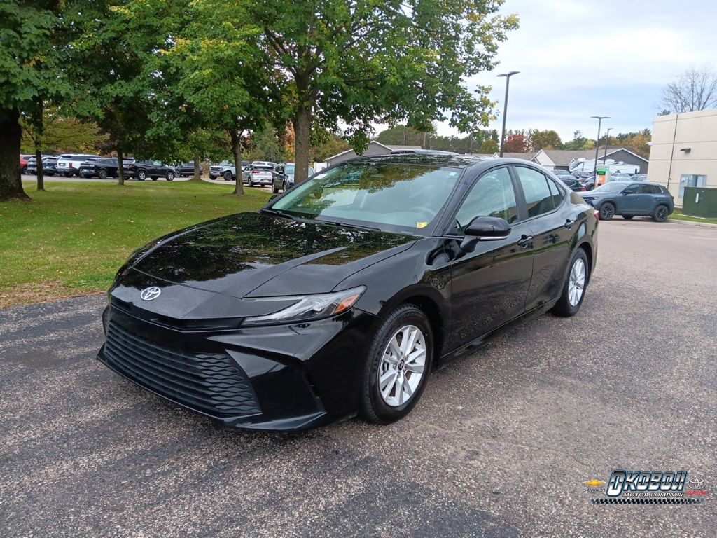 Black 2025 Toyota Camry LE FWD Sedan Front-Wheel Drive Continuously Variable Transmission
