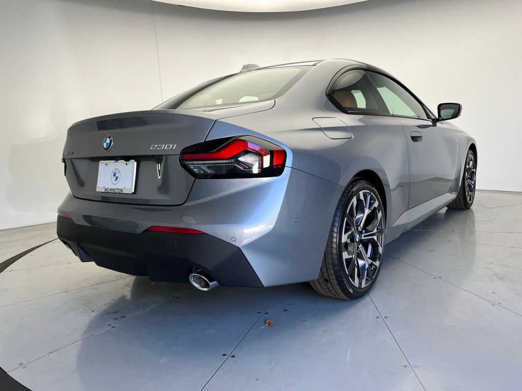 Thumbnail: 2026 BMW 2 Series - 3