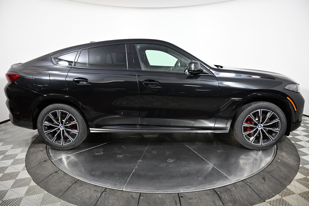 Thumbnail: 2026 BMW X6 - 6