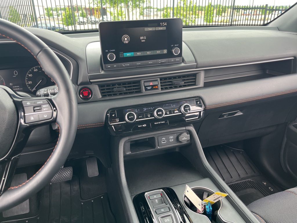 Thumbnail: 2024 Honda Pilot - 17