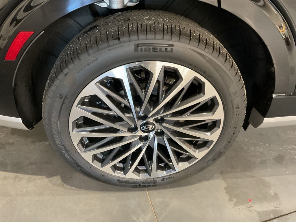 New 2026 Black Hyundai Calligraphy image 24