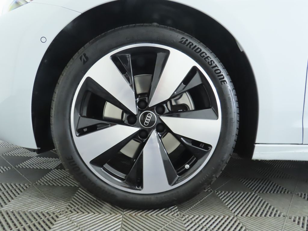 Thumbnail: 2025 Audi A5 - 32