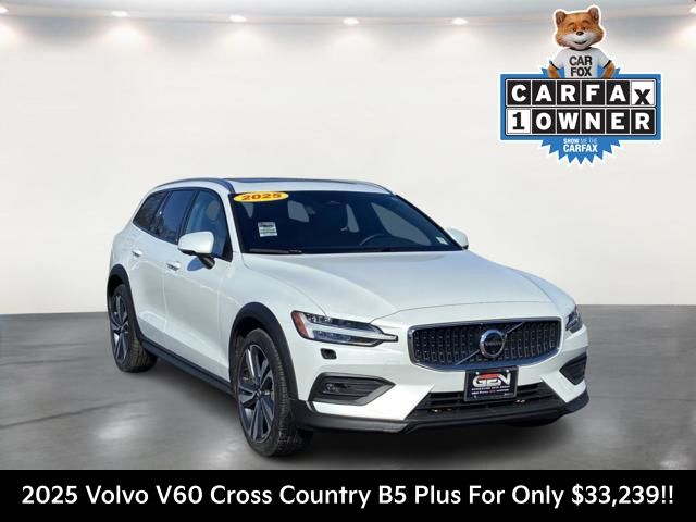 2025 Volvo V60 Cross Country B5 Plus AWD