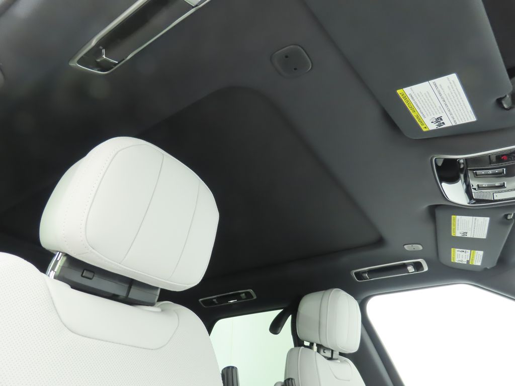Thumbnail: 2025 Land Rover Range Rover Sport - 19