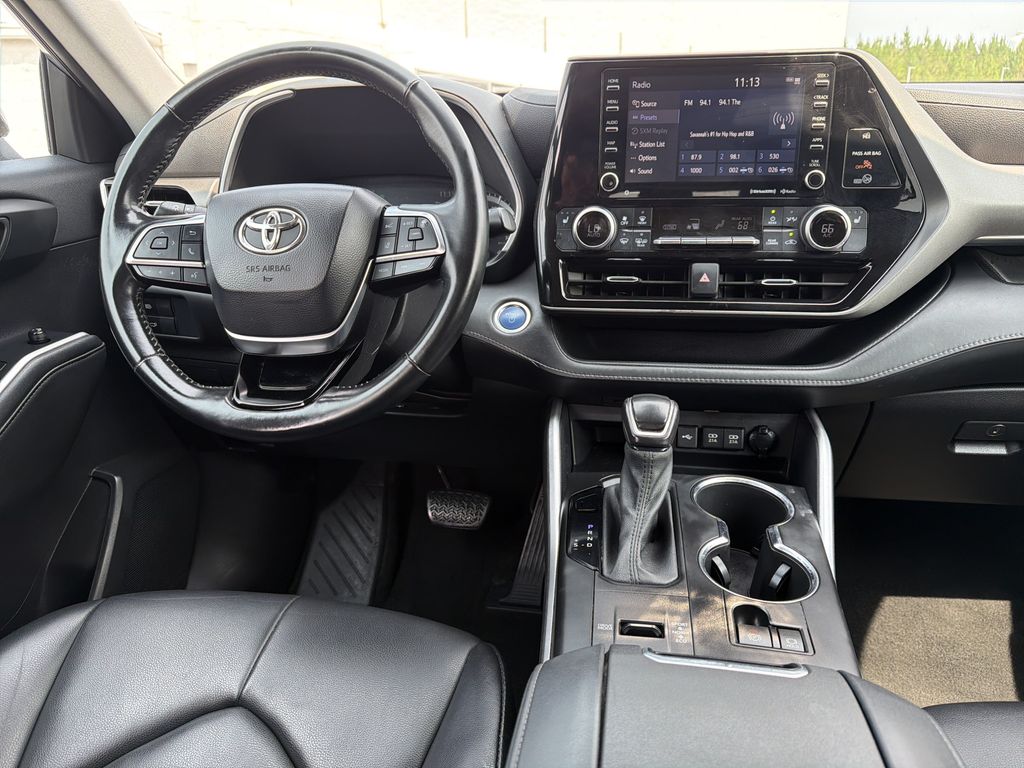 Used 2021 Toyota Highlander Hybrid SUV
