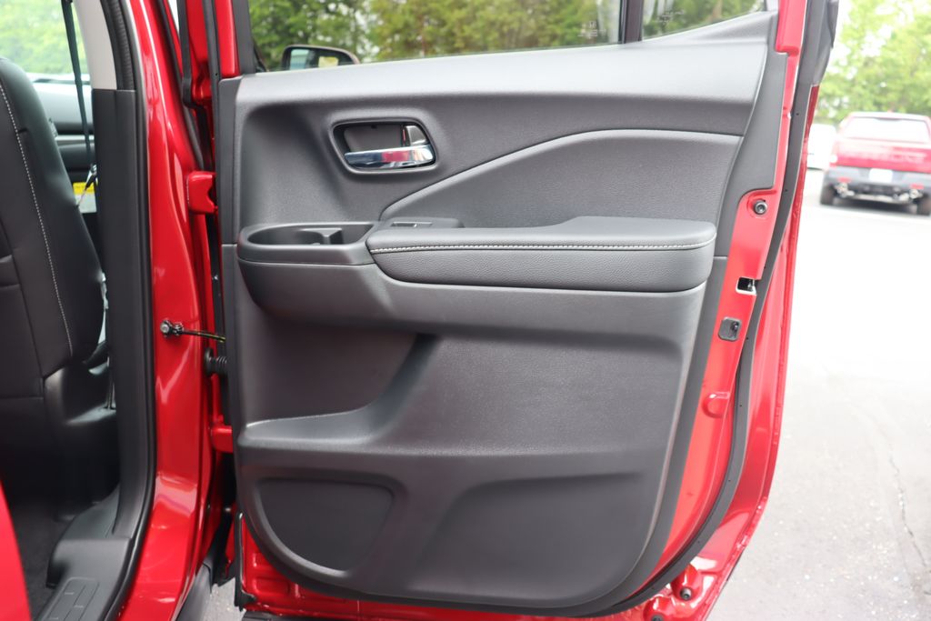 Thumbnail: 2025 Honda Ridgeline - 13