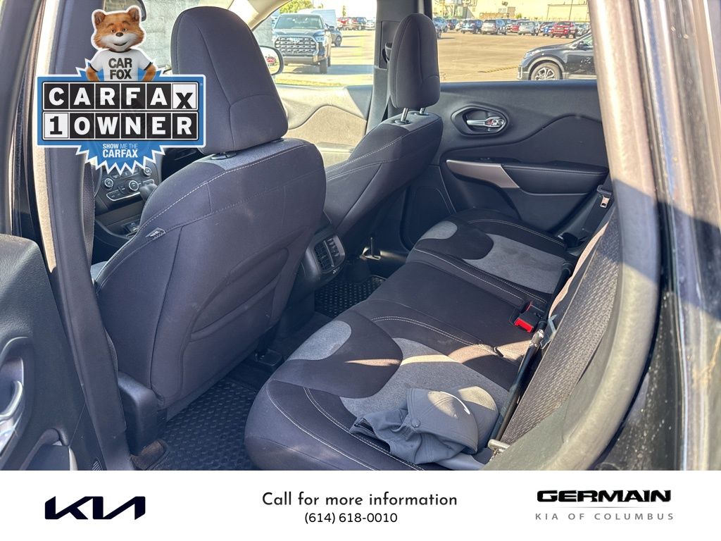 2018 Jeep Cherokee Latitude photo 8