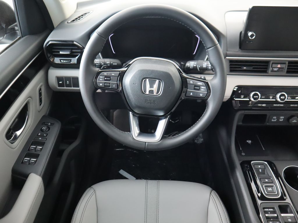 Thumbnail: 2025 Honda Pilot - 10