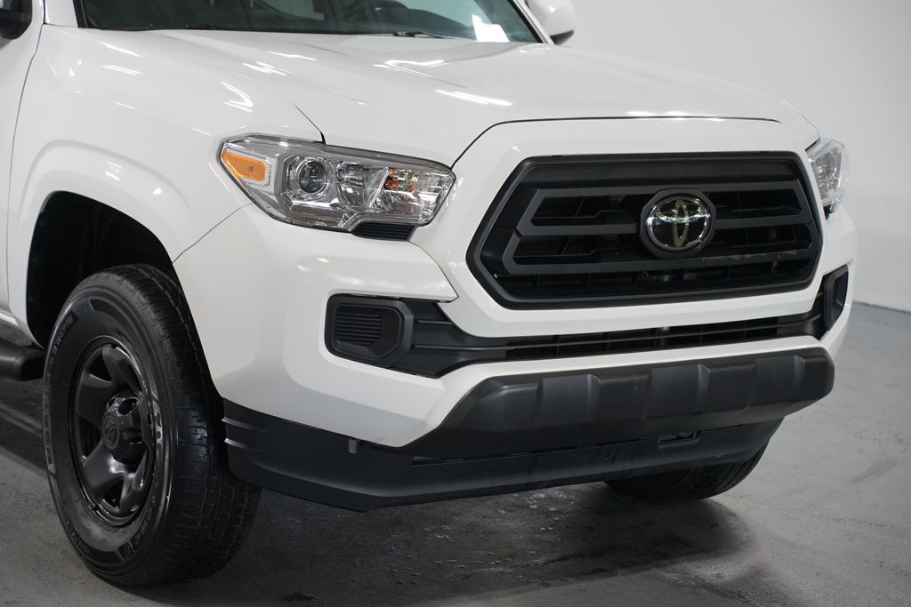 Thumbnail: 2023 Toyota Tacoma - 4