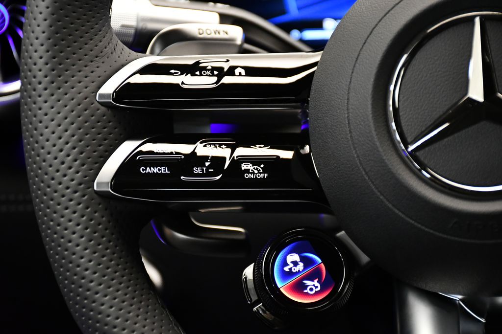 Thumbnail: 2026 Mercedes-Benz AMG GT - 23