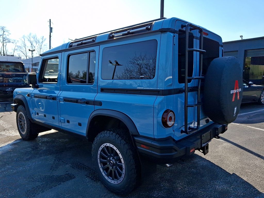 View vehicle photo 3