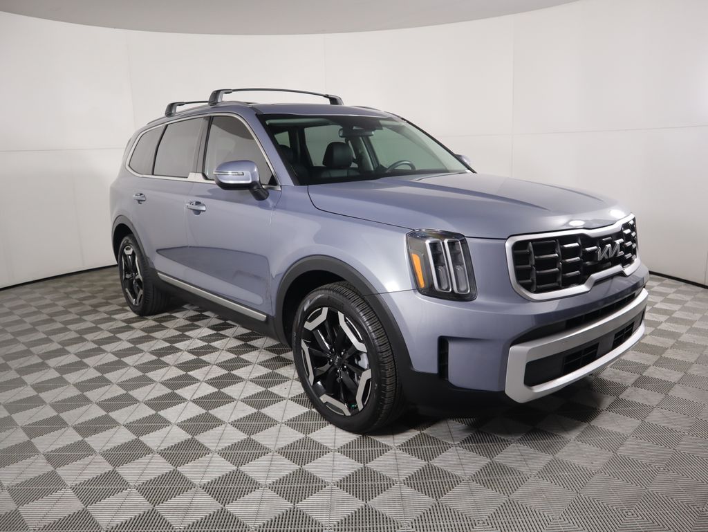 Thumbnail: 2024 Kia Telluride - 3