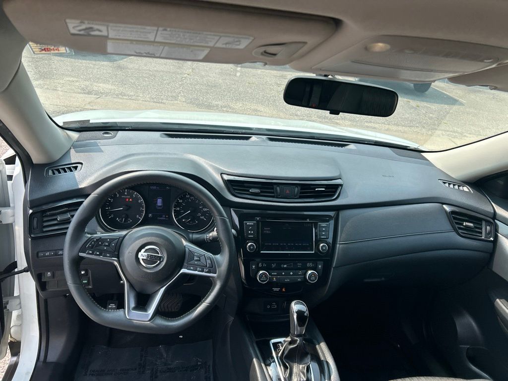 Used 2018 White Nissan SV image 19