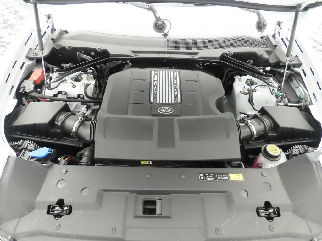 Thumbnail: 2025 Land Rover Defender - 30