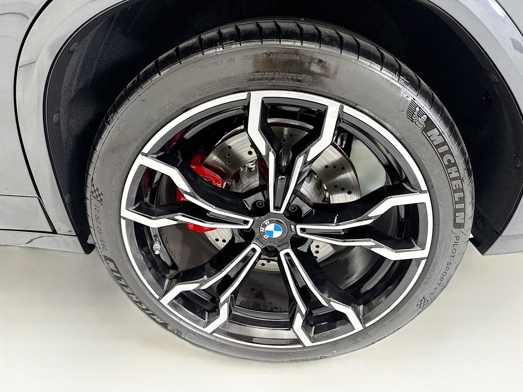 Thumbnail: 2025 BMW X4 - 30