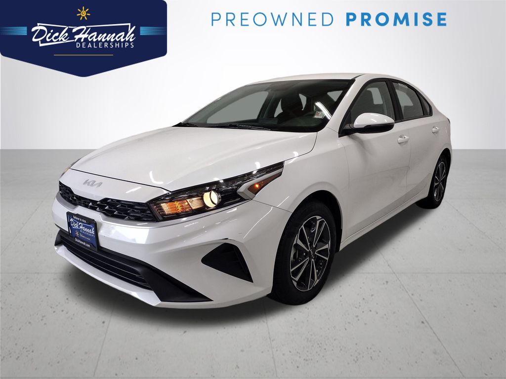 2024 Kia Forte LXS FWD