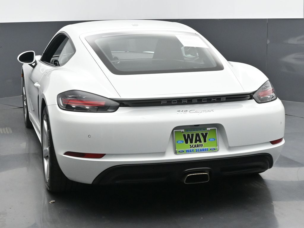 2018 Porsche 718 Cayman Base