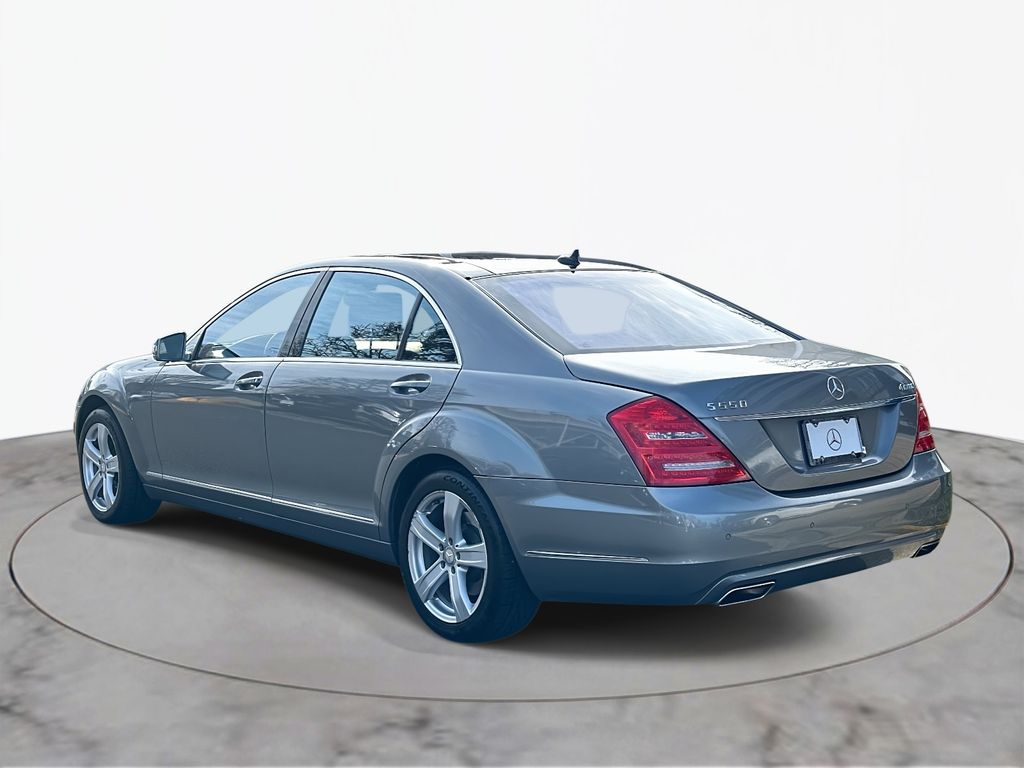 Thumbnail: 2011 Mercedes-Benz S-Class - 11