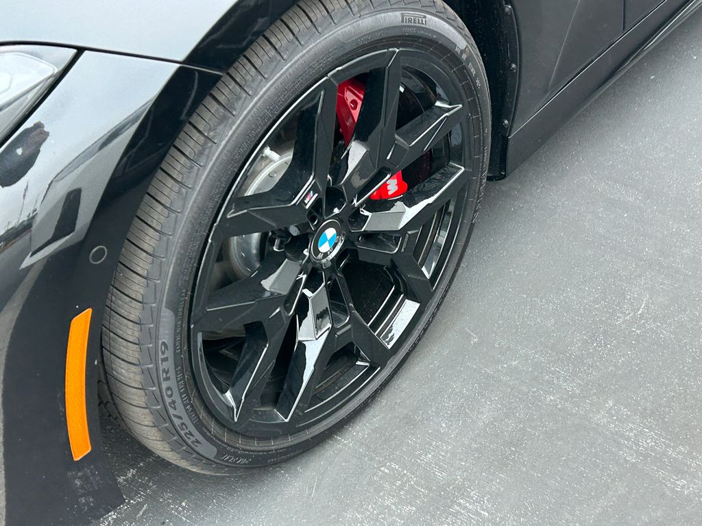 Thumbnail: 2026 BMW 3 Series - 3