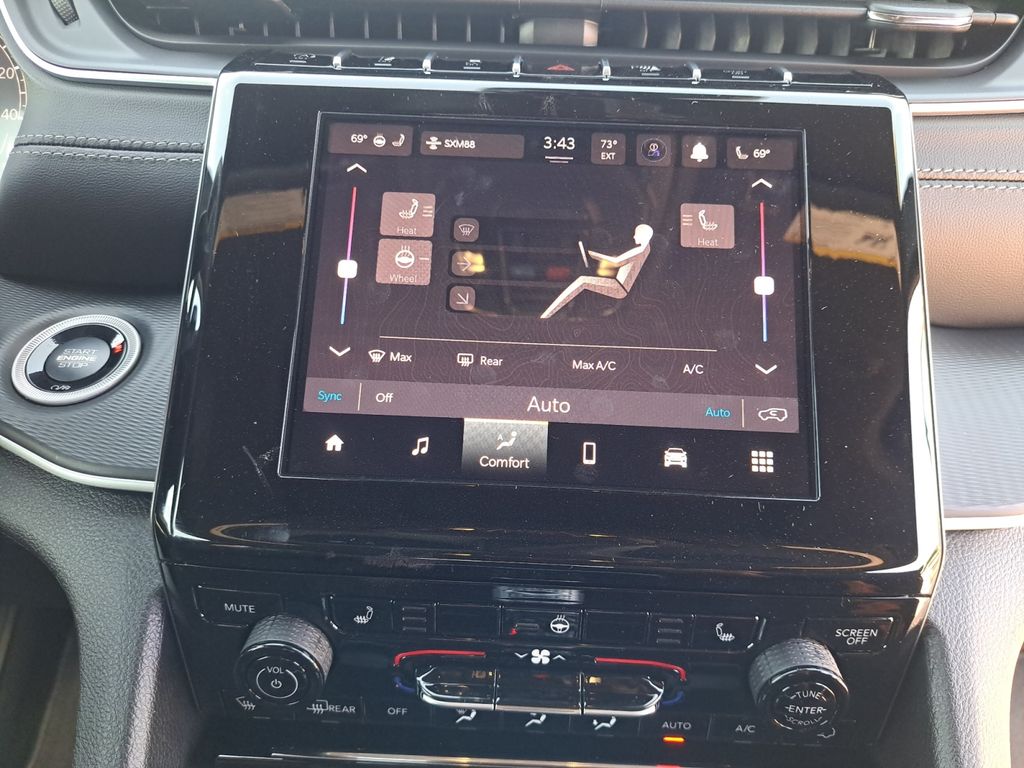 New Car 2025 Jeep Grand Cherokee  Laredo For Sale Under $40,000 In Austin, Texas