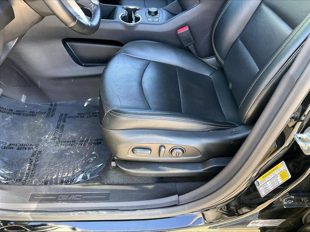 2024 GMC Terrain — photo 33
