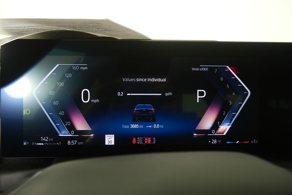 Thumbnail: 2024 BMW 3 Series - 22