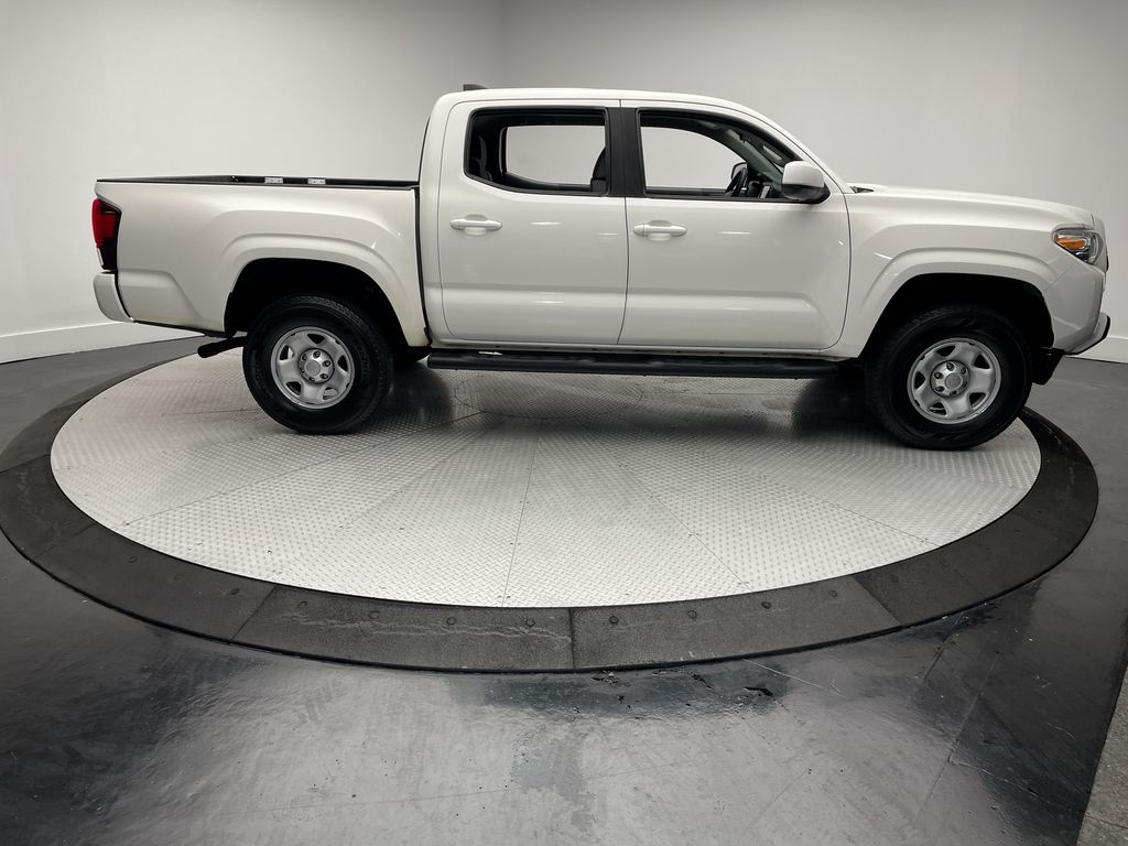 Thumbnail: 2021 Toyota Tacoma - 4
